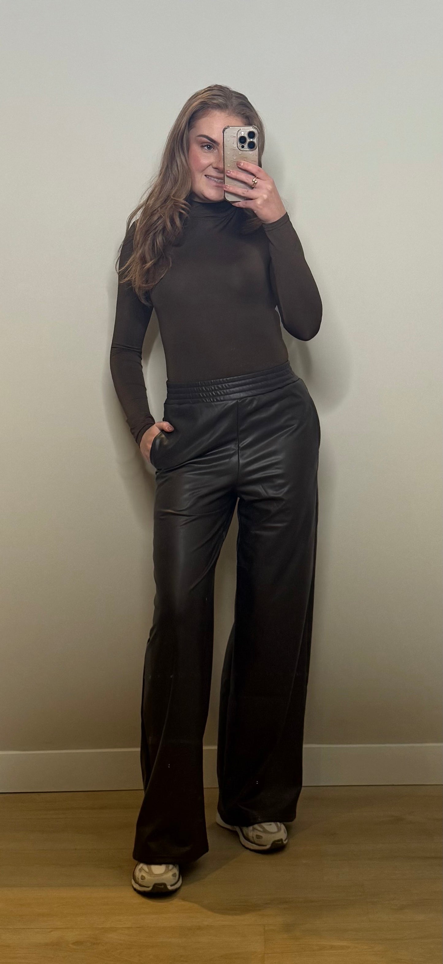 Leatherlook pants 2 kleuren